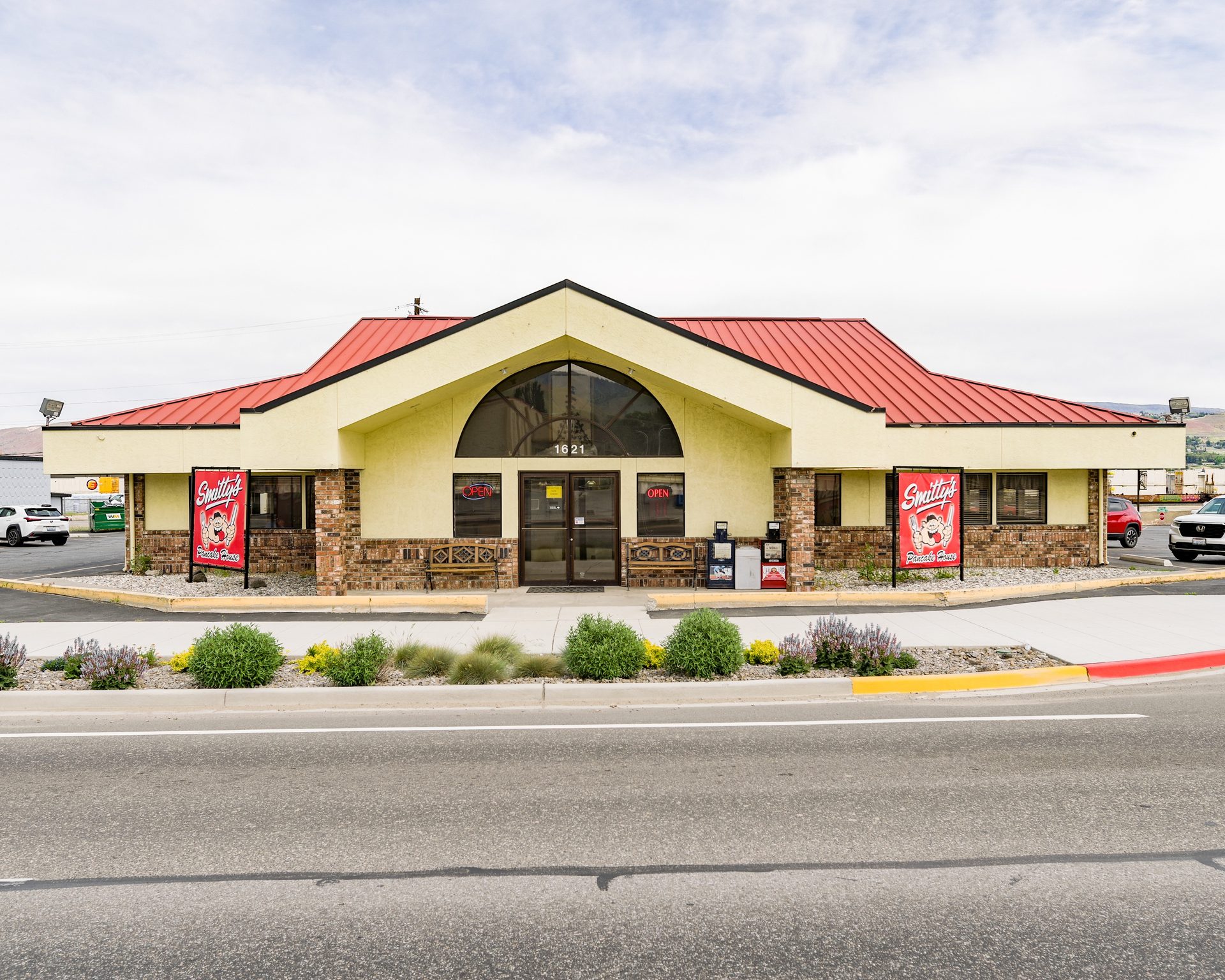 A Wenatchee Institution Since 1958